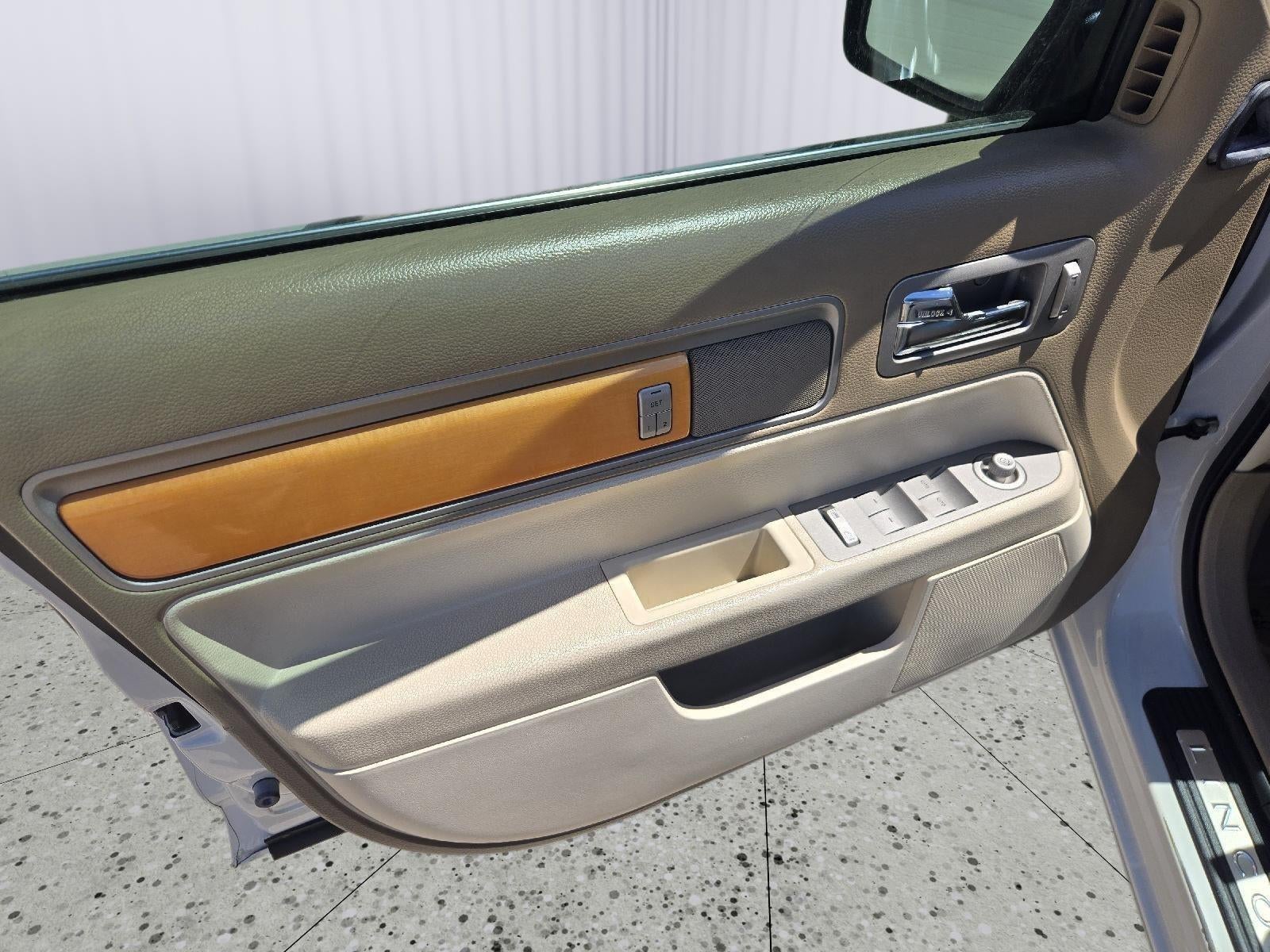 2009 Lincoln MKZ Base