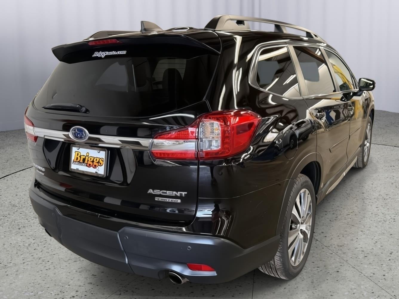 Used 2022 Subaru Ascent Limited with VIN 4S4WMALD7N3443945 for sale in Kansas City