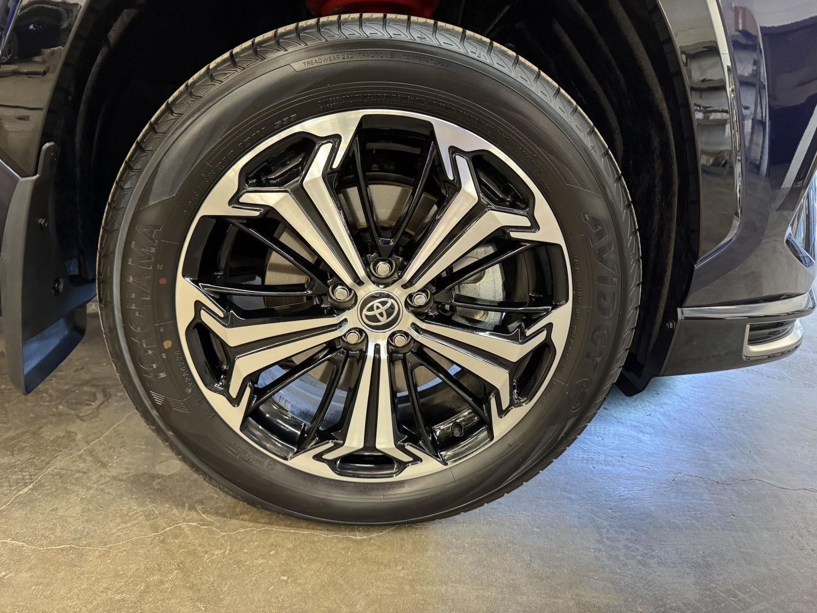 2025 Toyota RAV4 Plug-In Hybrid XSE