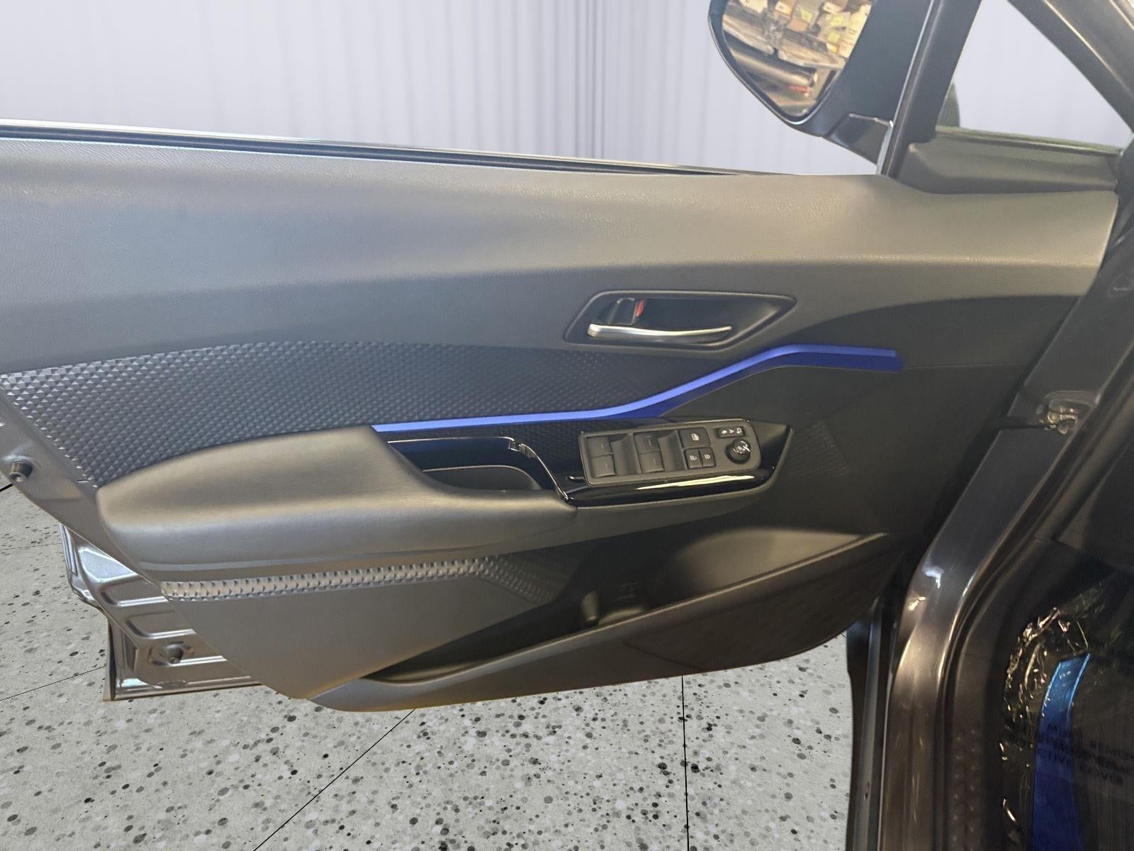 2021 Toyota C-Hr XLE