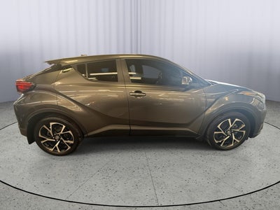 2021 Toyota C-Hr XLE