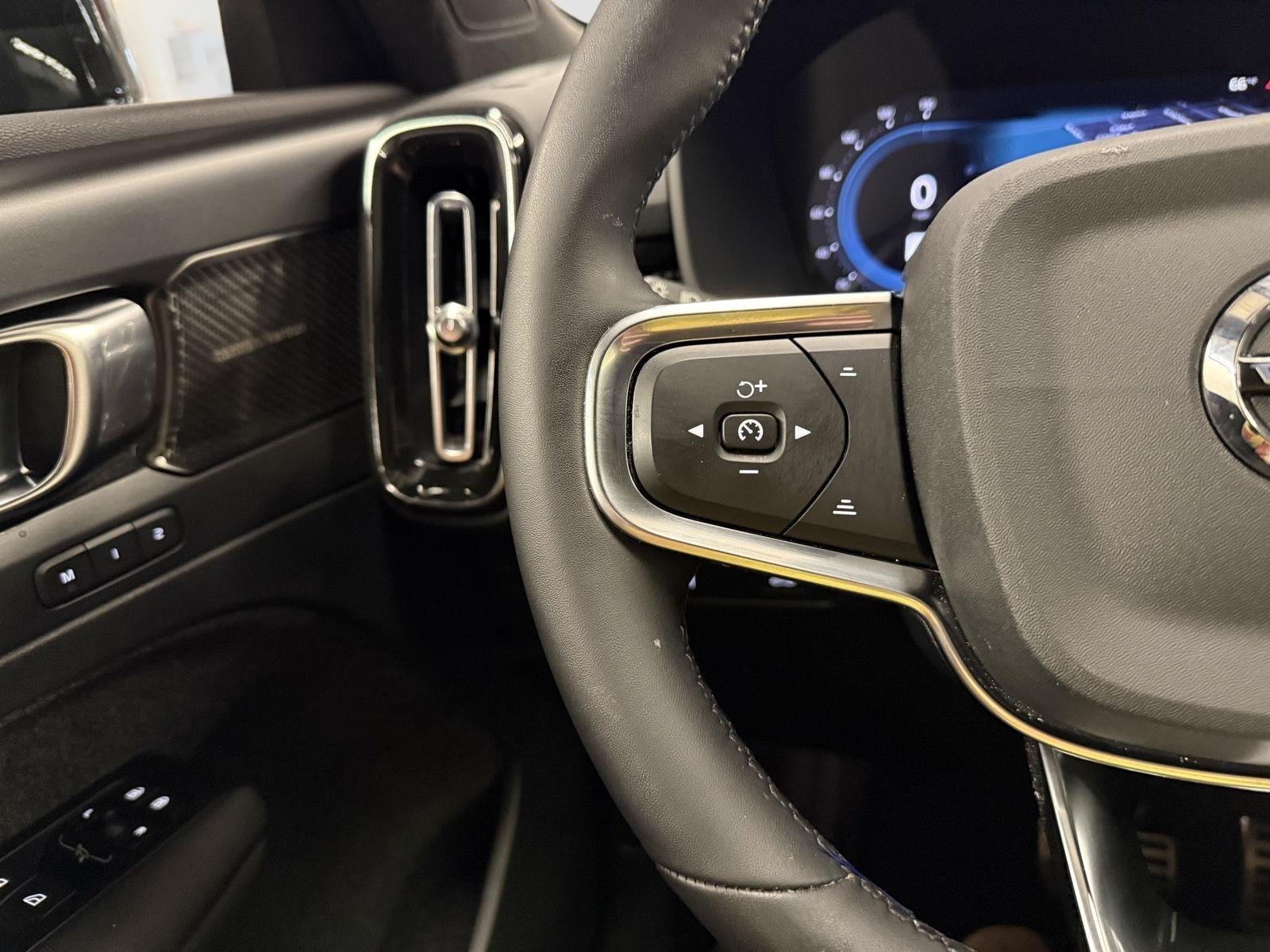 2022 Volvo XC40 RECHARGE Twin Ultimate