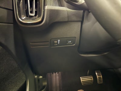 2022 Volvo XC40 RECHARGE Twin Ultimate