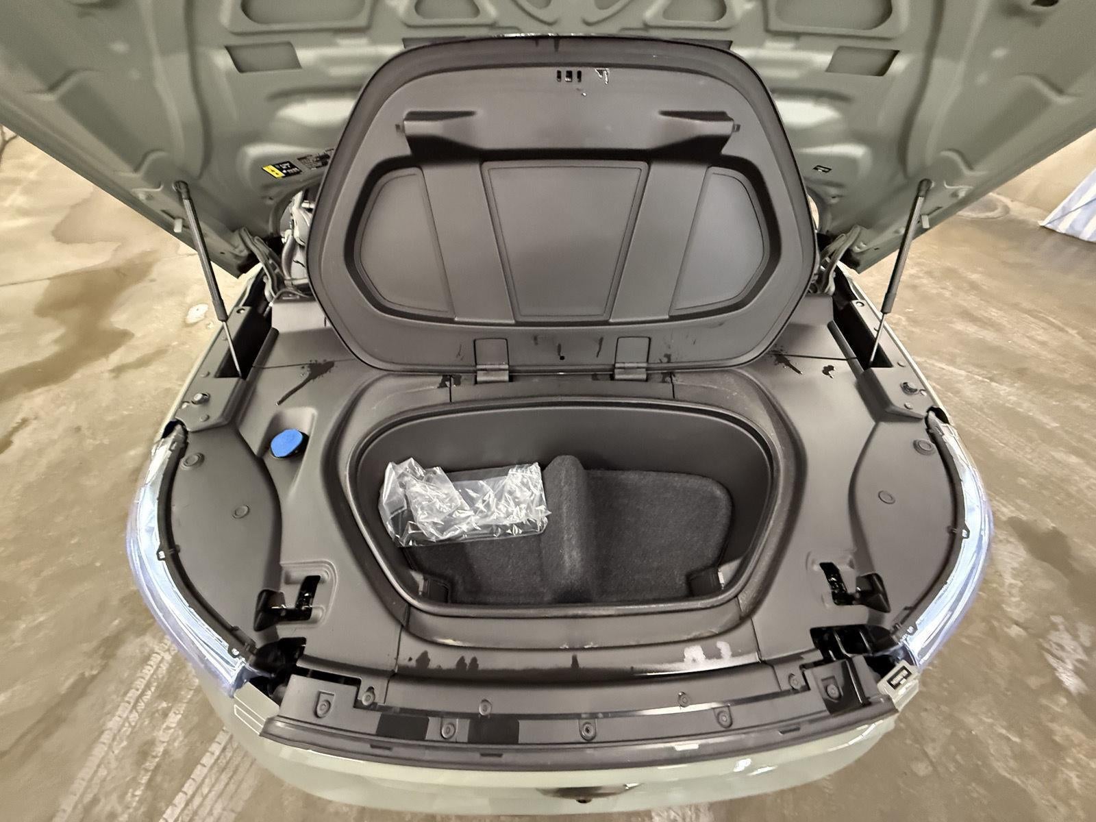 2022 Volvo XC40 RECHARGE Twin Ultimate