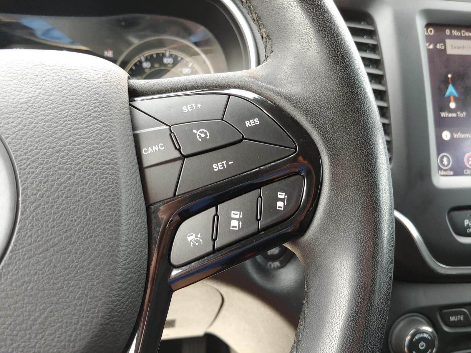 2023 Jeep Cherokee Altitude Lux