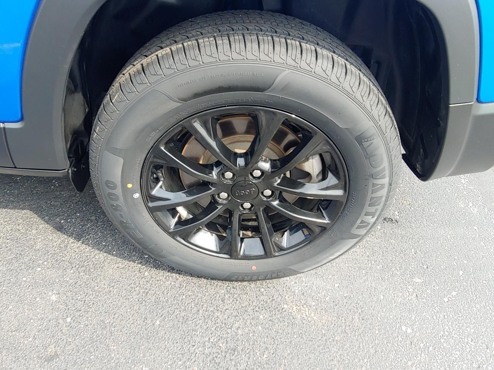 2023 Jeep Cherokee Altitude Lux