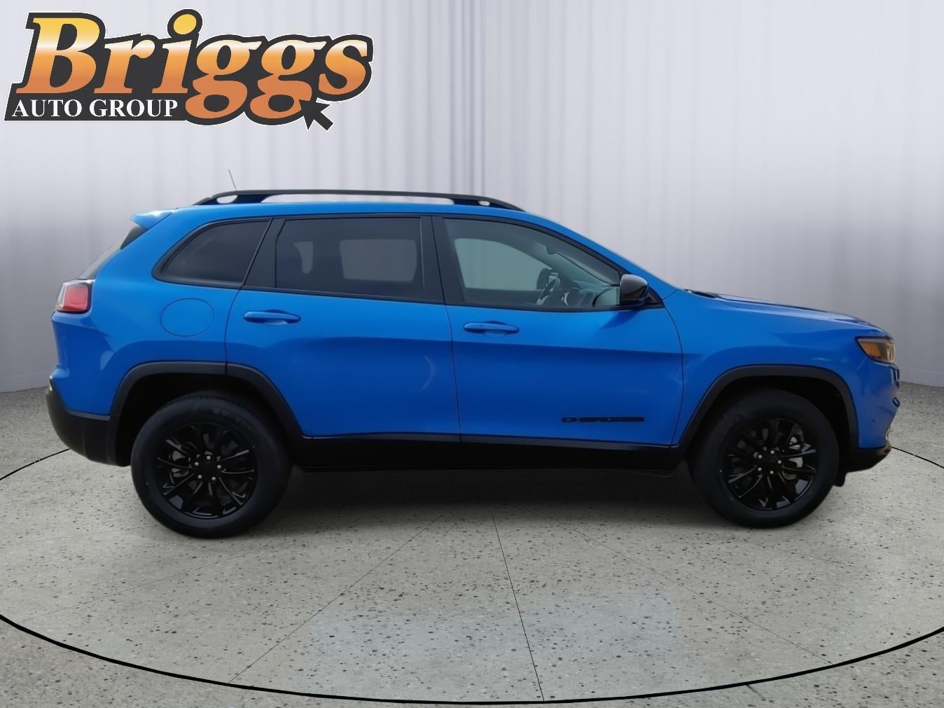 2023 Jeep Cherokee Altitude Lux