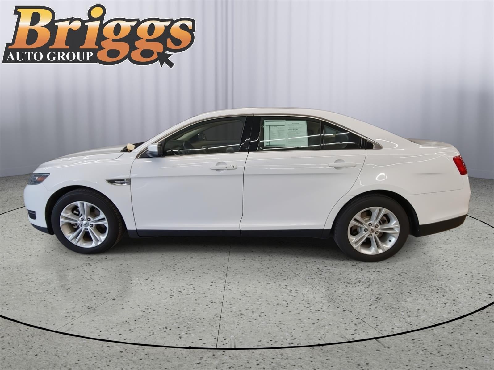 2018 Ford Taurus SEL