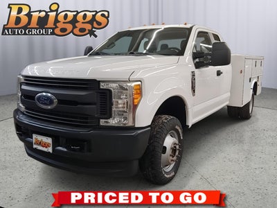 2017 Ford Super Duty F-350 DRW XL