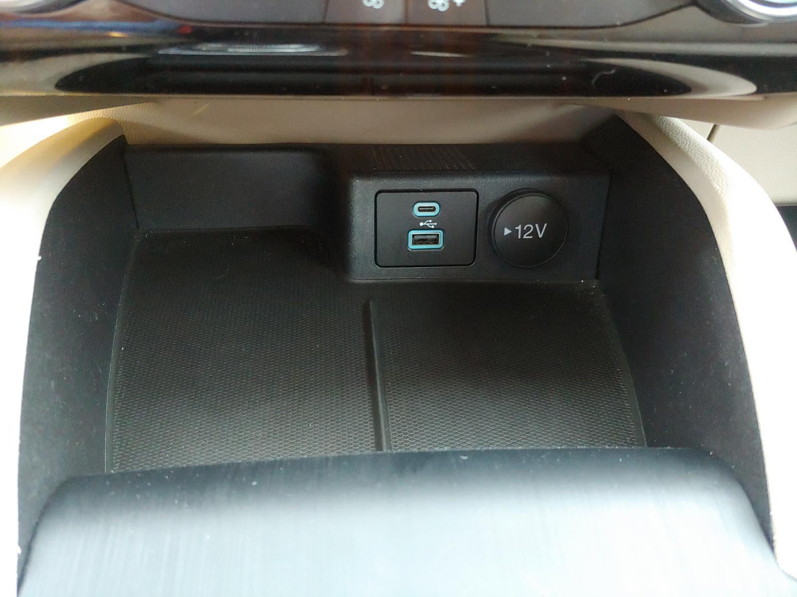 2022 Ford Escape SE Hybrid