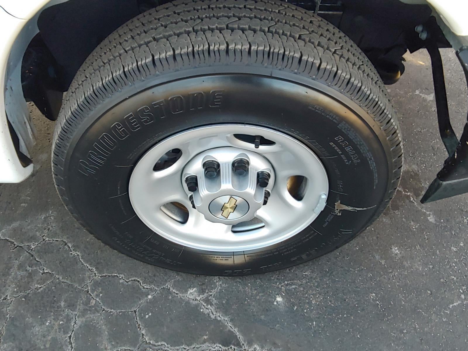 2025 Chevrolet Express Cargo Van RWD 2500 155"