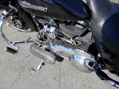 2023 HARLEY-DAVIDSON ROAD GLIDE Base