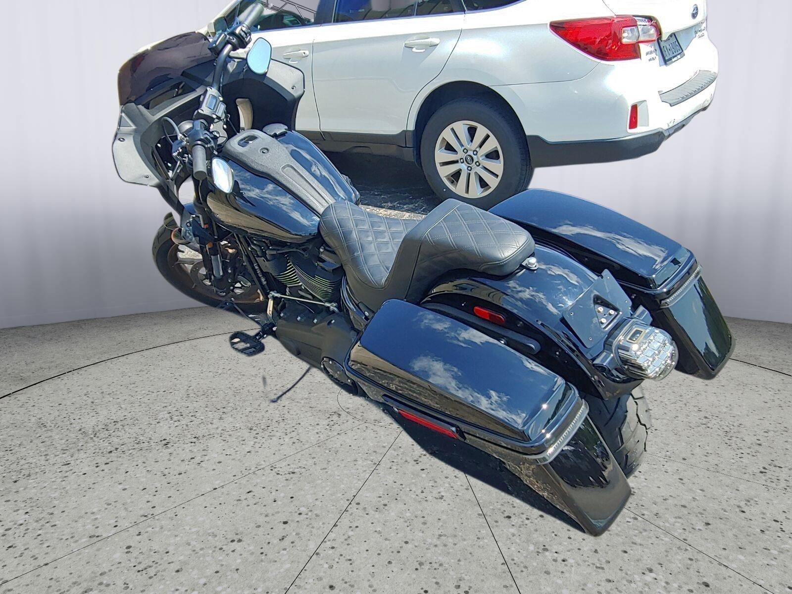 2023 HARLEY-DAVIDSON Low Rider Base