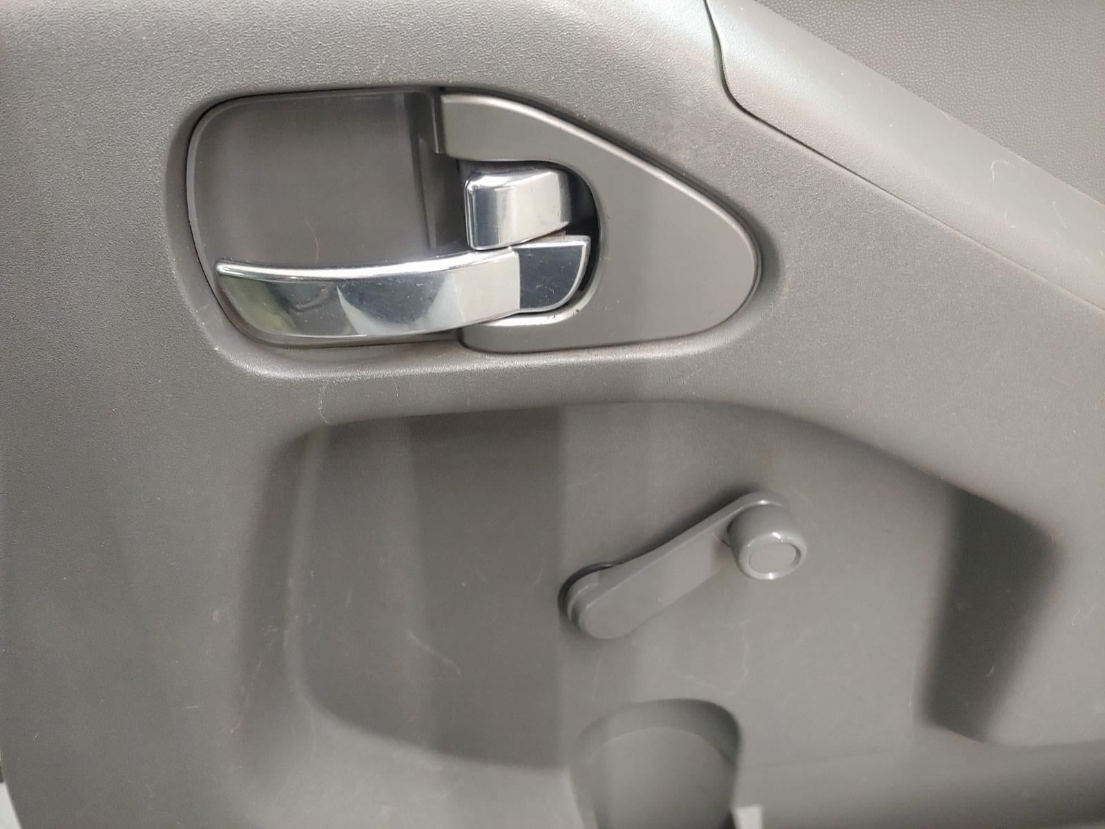 2016 Nissan Frontier S