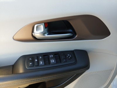 2024 Chrysler Voyager LX