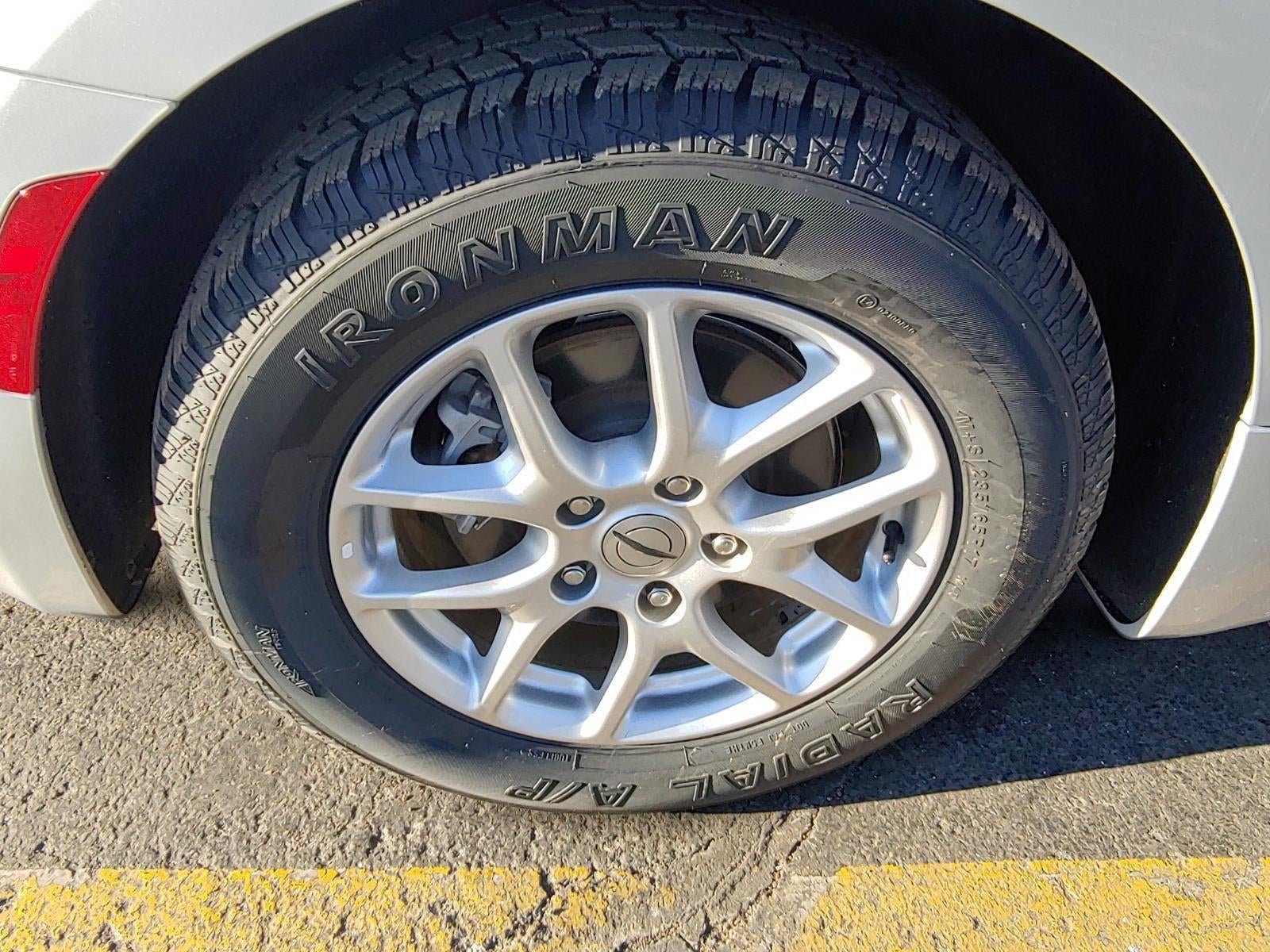 2024 Chrysler Voyager LX