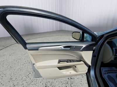 2020 Ford Fusion Hybrid SE