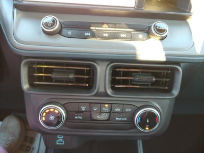 2024 Ford Maverick XL