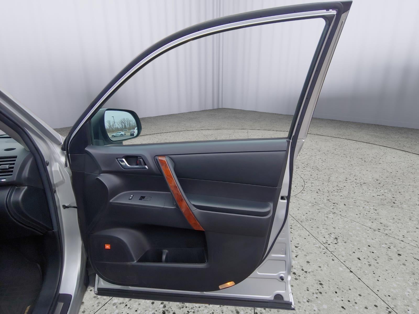 2012 Toyota HIGHLANDER Limited