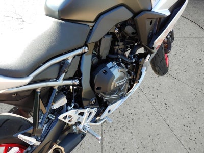 2024 SUZUKI GSX800 Base