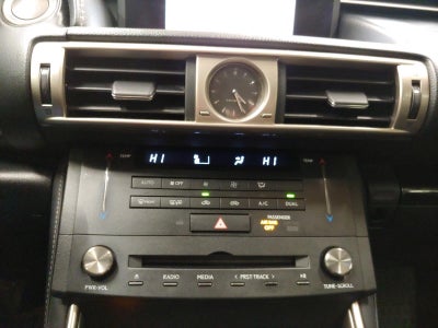 2016 Lexus IS 300 4dr Sdn AWD