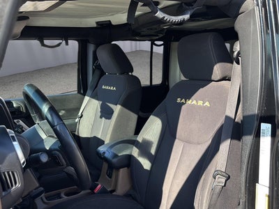 2013 Jeep Wrangler Unlimited Sahara