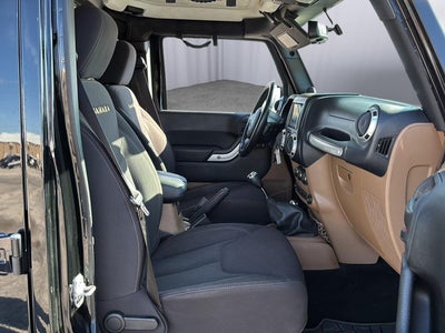 2013 Jeep Wrangler Unlimited Sahara