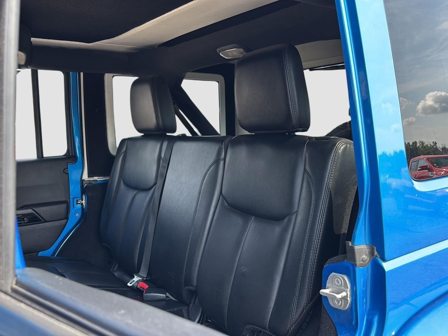 2014 Jeep Wrangler Unlimited Altitude