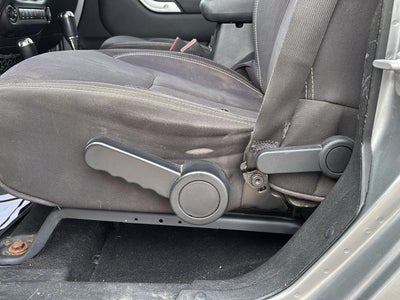 2013 Jeep WRANGLER UNLIMITED Base