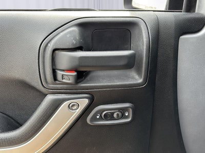 2013 Jeep WRANGLER UNLIMITED Base