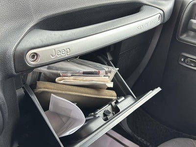 2013 Jeep WRANGLER UNLIMITED Base