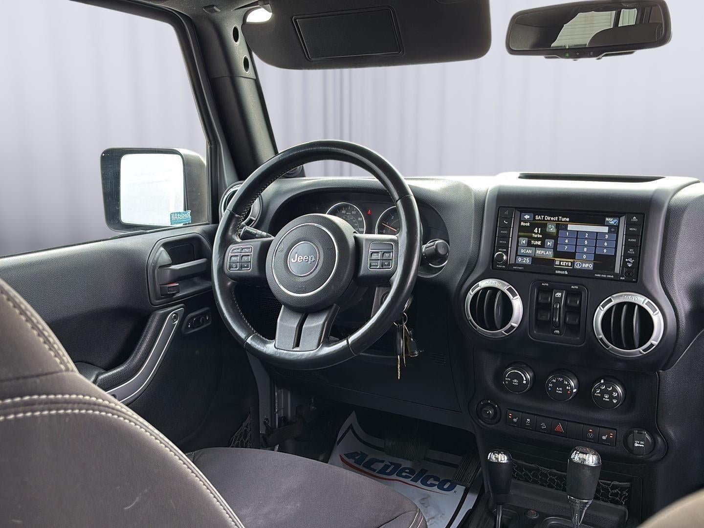 2013 Jeep WRANGLER UNLIMITED Base