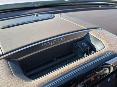 2025 RAM 1500 Longhorn