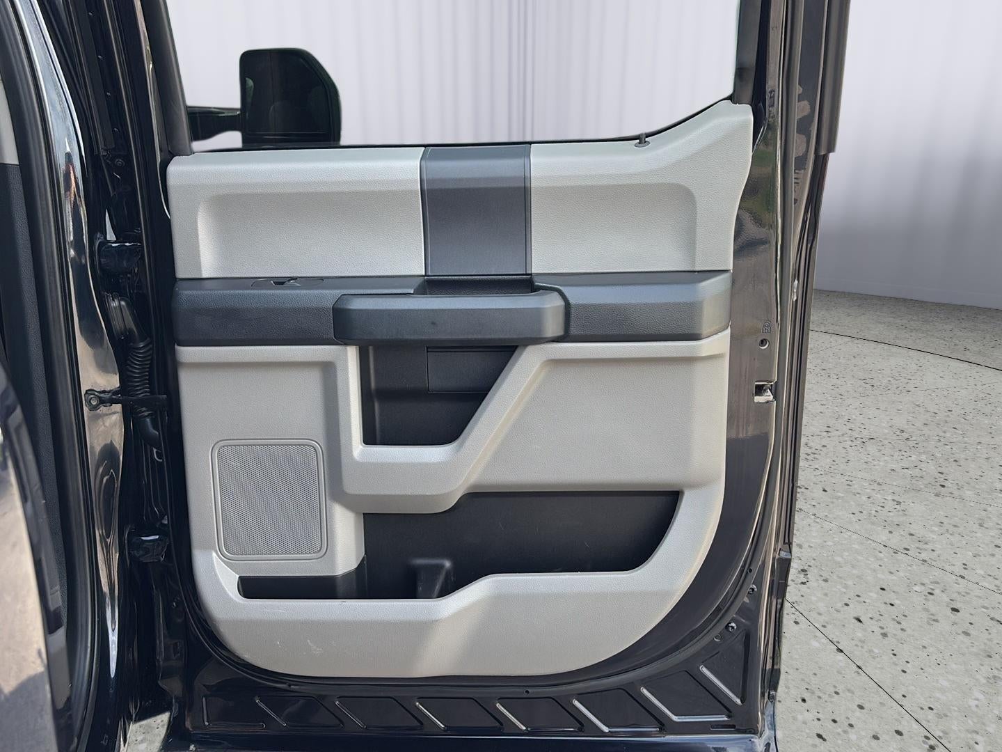 2022 Ford Super Duty F-250 SRW XL