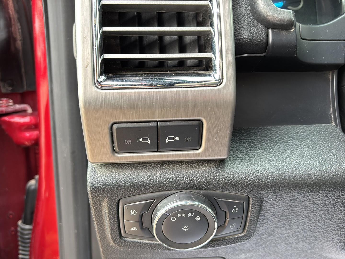 2015 Ford F-150 Platinum