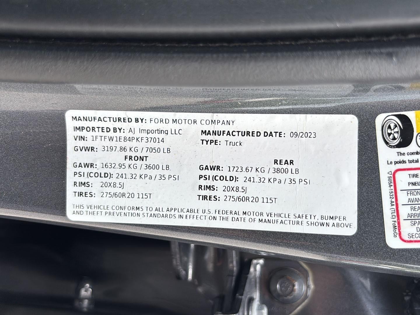 2023 Ford F-150 LARIAT