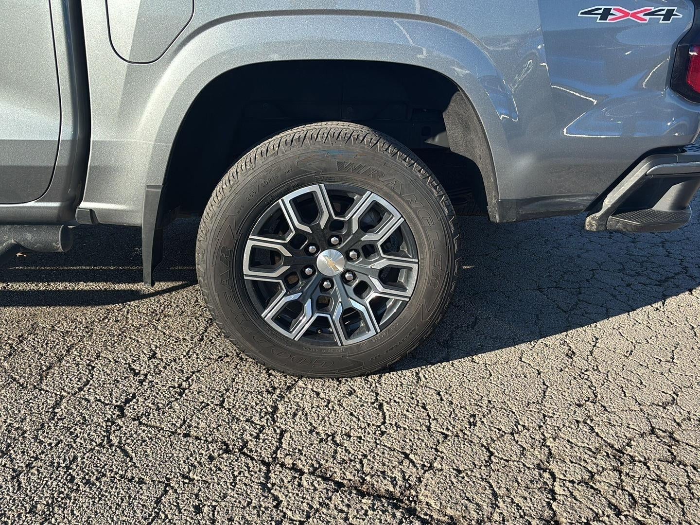 2024 Chevrolet Colorado 4WD LT