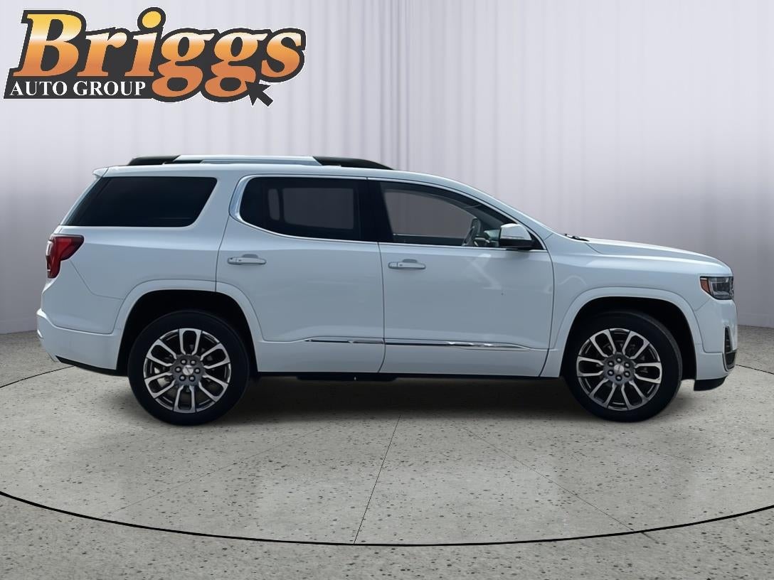 2023 GMC Acadia Denali