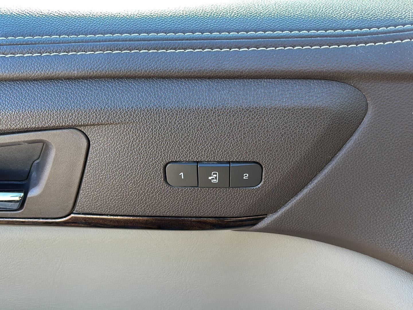 2016 GMC Acadia Denali