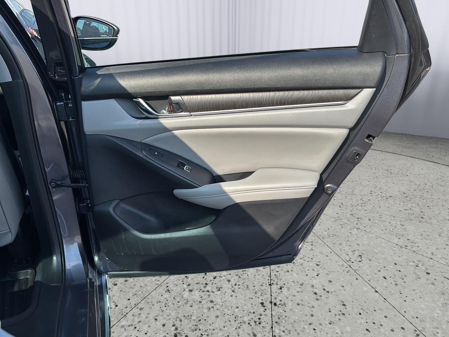 2020 Honda Accord Hybrid Touring