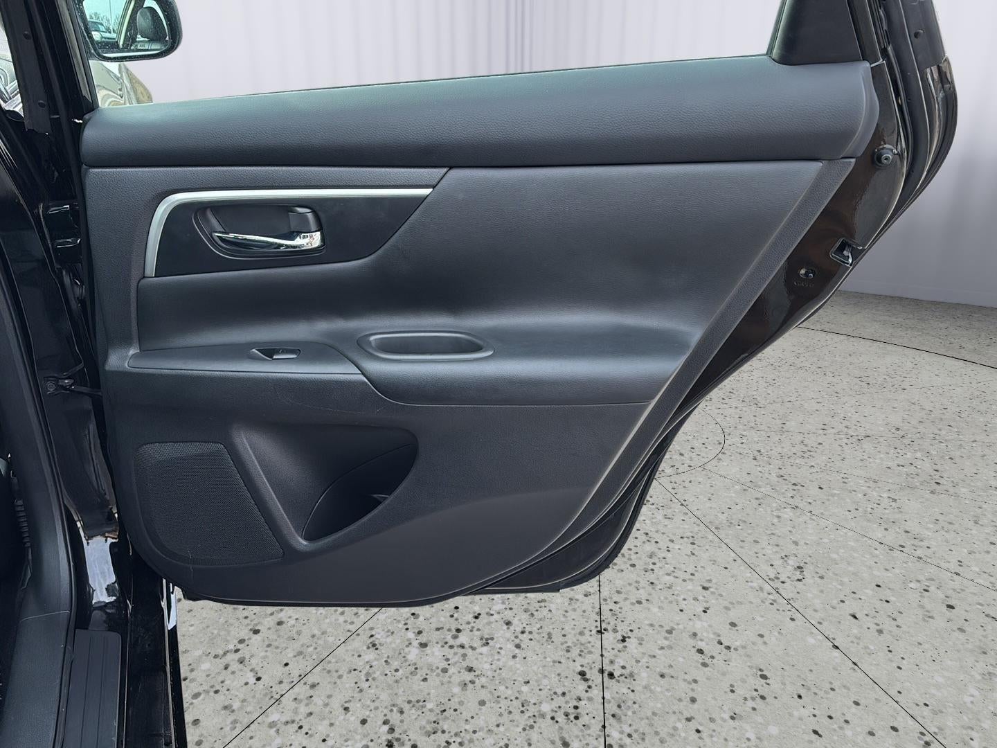 2018 Nissan ALTIMA Base