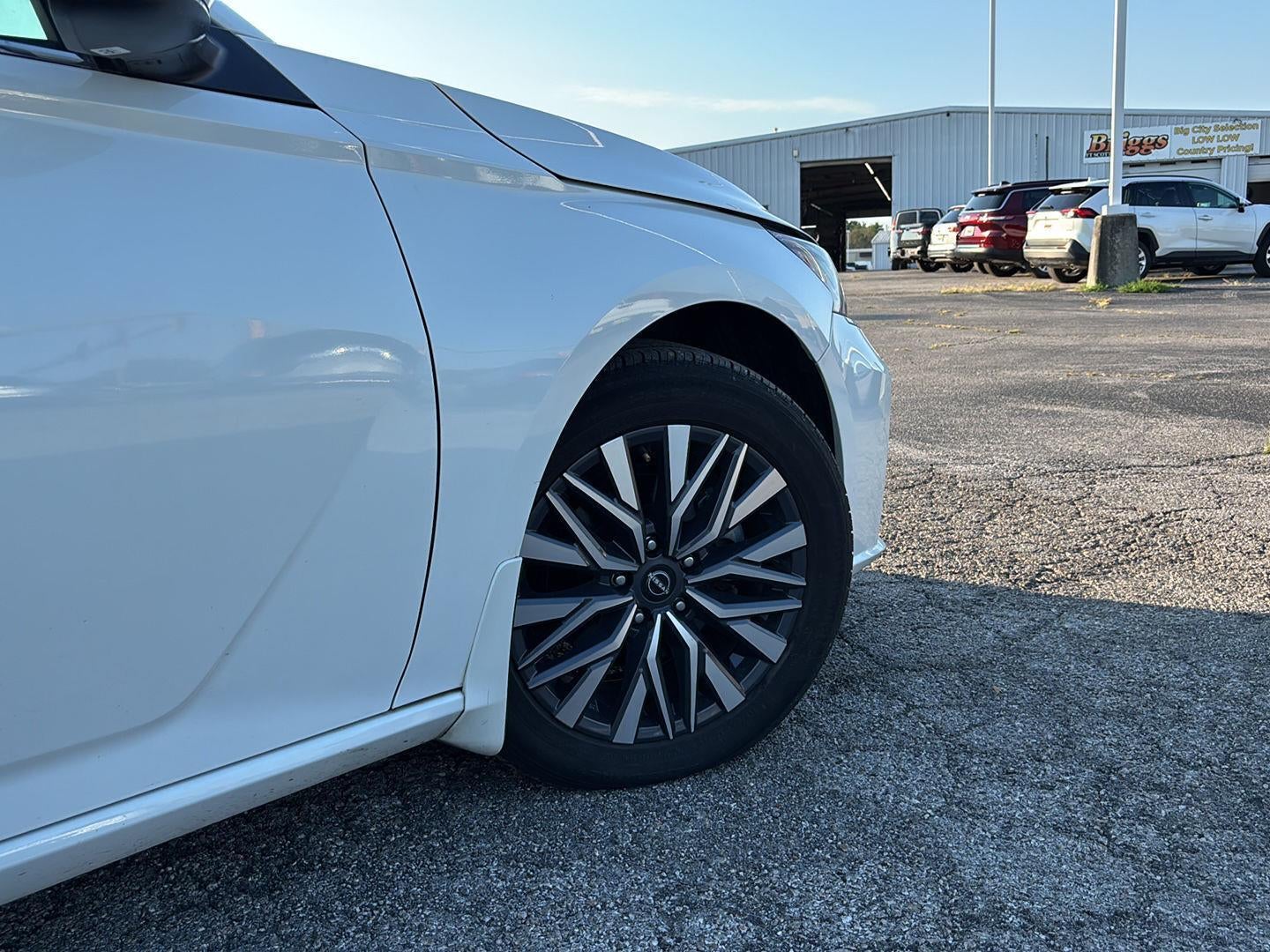 2023 Nissan Altima 2.5 SV