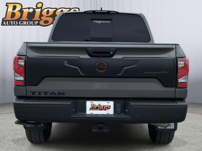 2024 Nissan TITAN sv