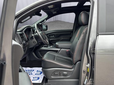 2024 Nissan TITAN sv