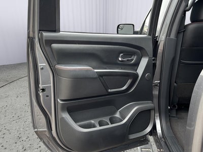 2024 Nissan TITAN sv