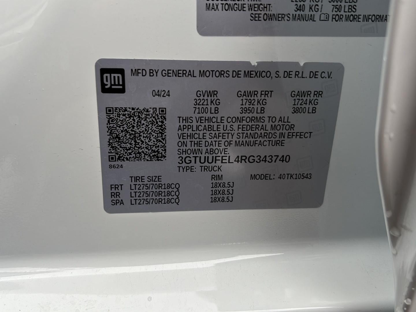 2024 GMC Sierra 1500 AT4X