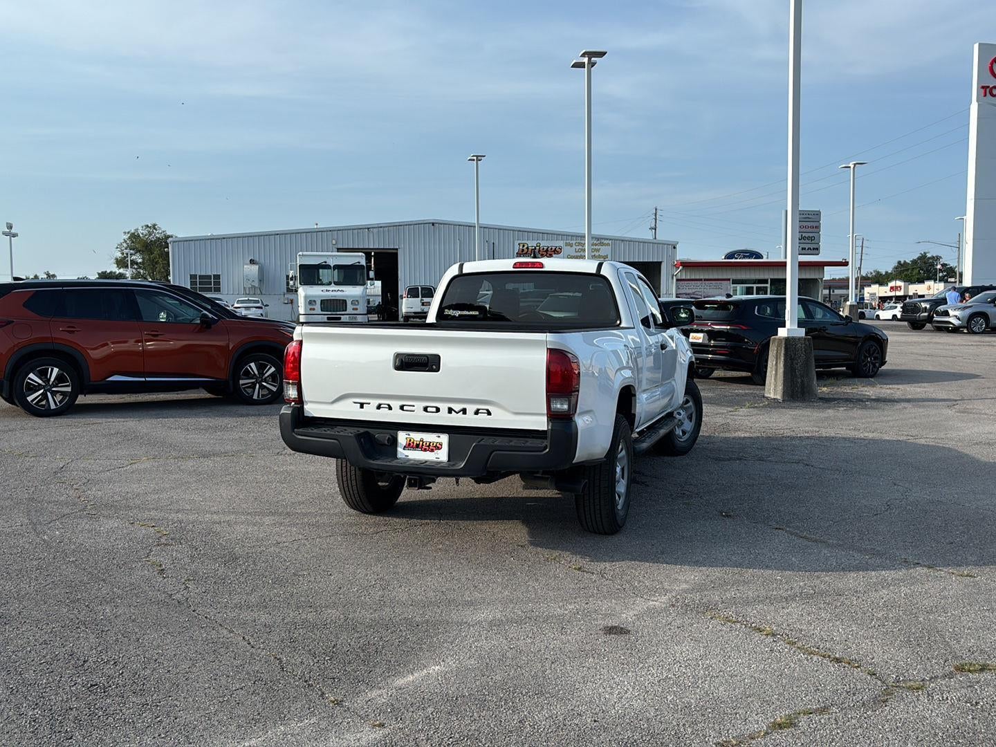 2022 Toyota Tacoma SR