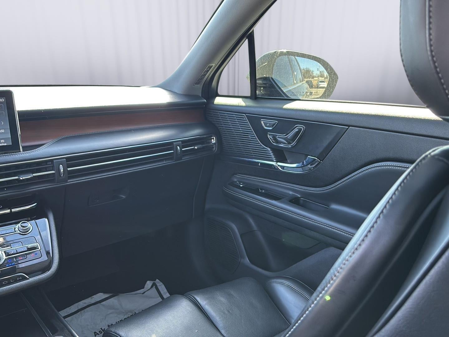 2022 Lincoln CORSAIR Base