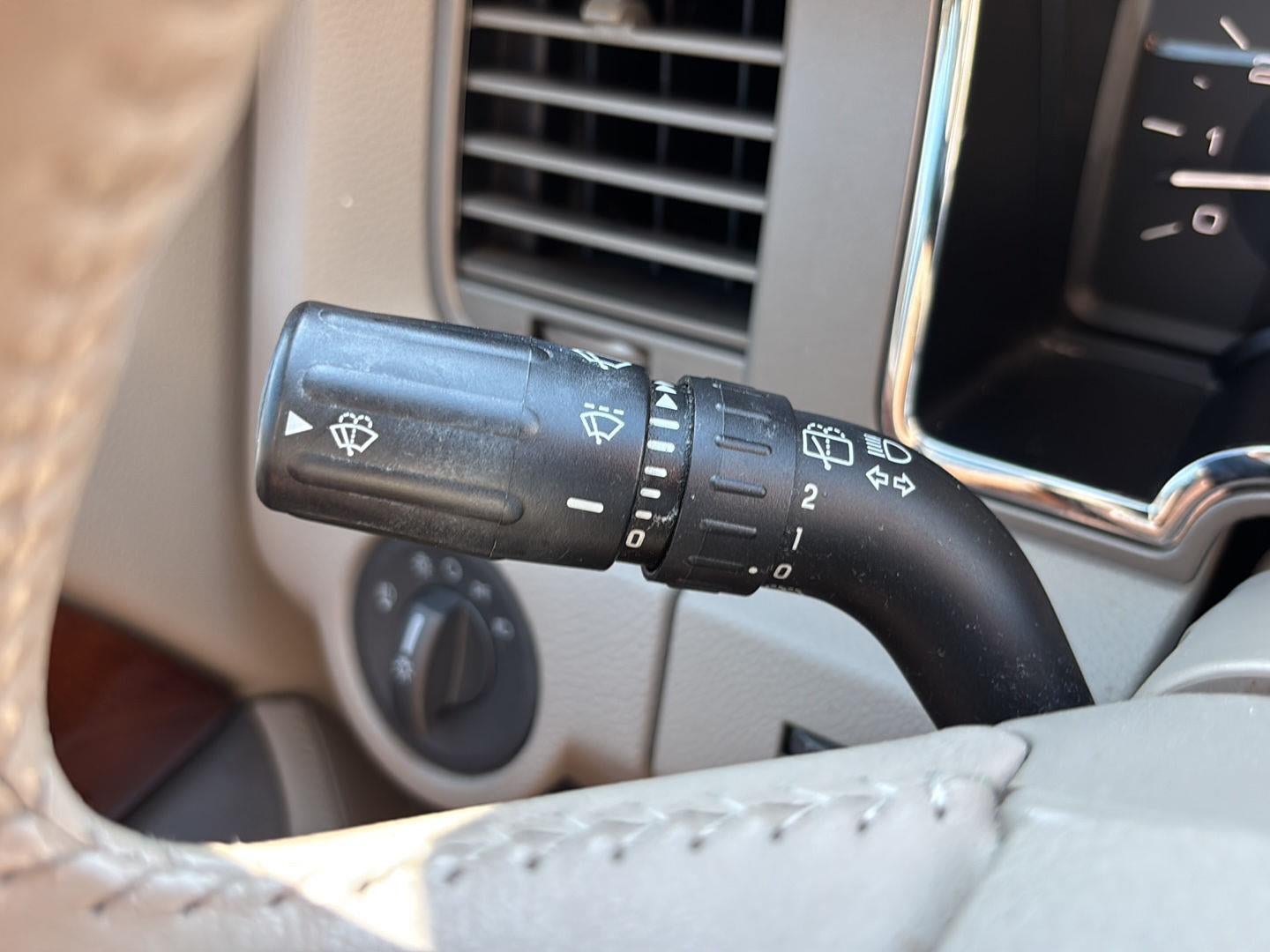 2014 Lincoln Navigator Base