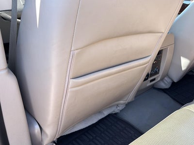 2014 Lincoln Navigator Base